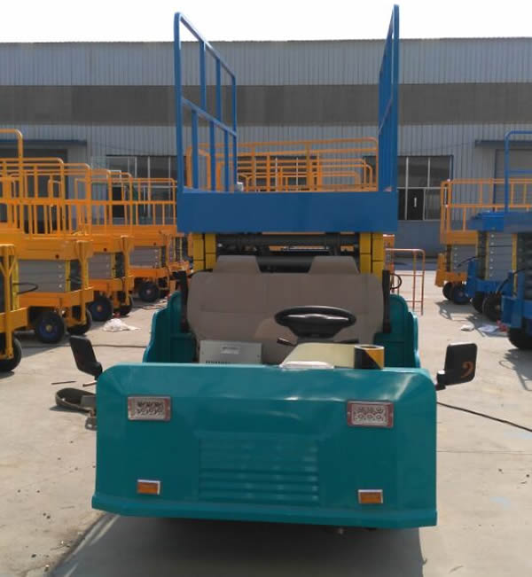 電瓶車升降平臺(tái)